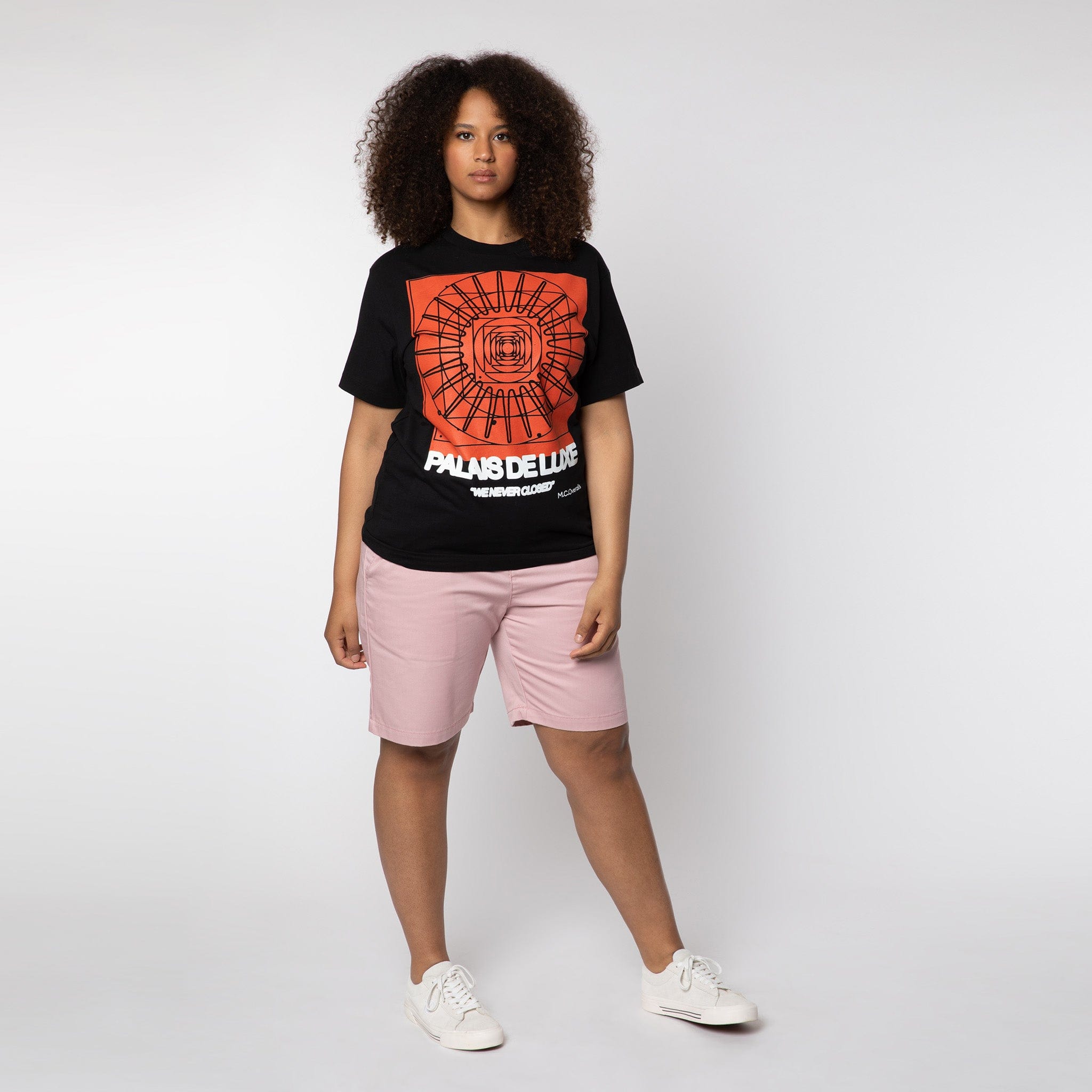 Palais De Luxe (Tim Head Collab) S/S T-Shirt Black